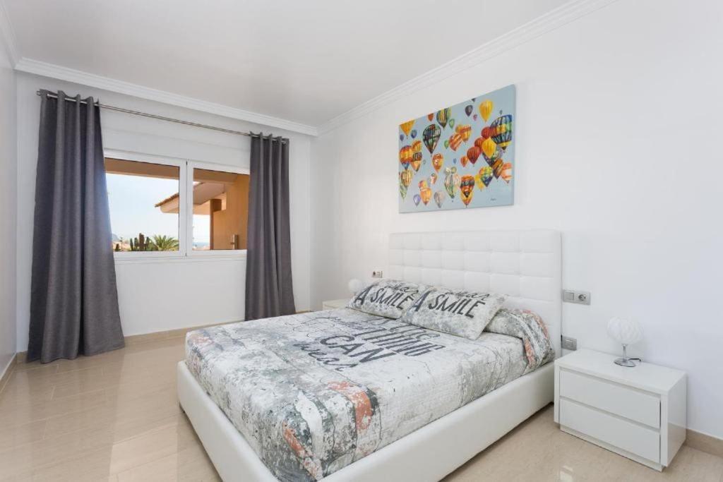 Prachtig Luxe Appartement Met Zeezicht Сан-Мігель-де-Абона Екстер'єр фото